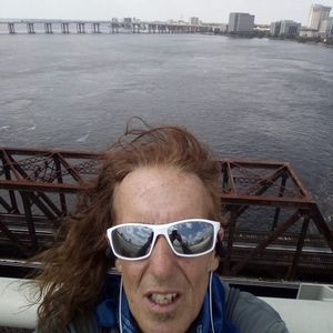 Meet your Posher, Robert